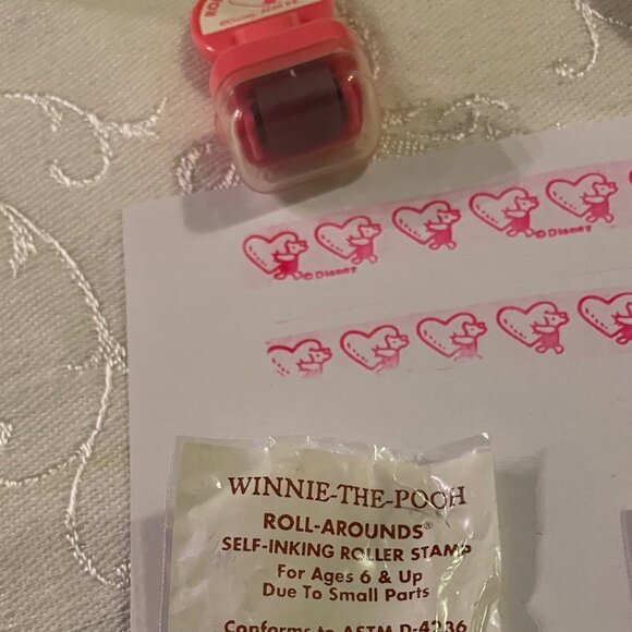 1996 Classic Winnie the Pooh Roll Around Self  Inking Roller Stamp Piglet New - Picture 8 of 12